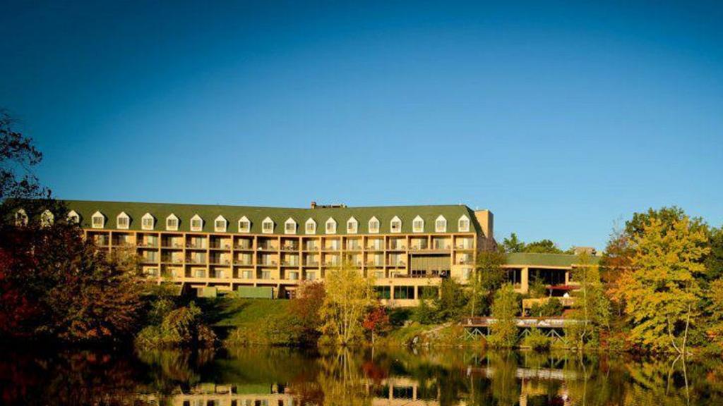 Hotel Chateau Resort & Conference Center