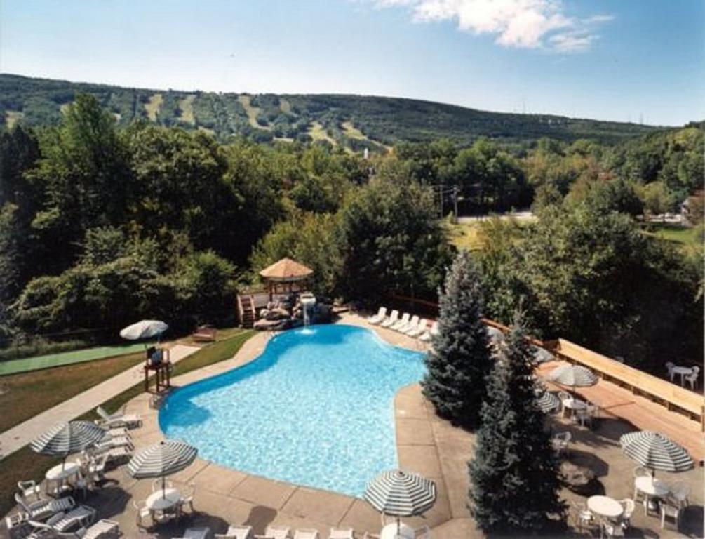 Hotel Chateau & Conference Center 3*