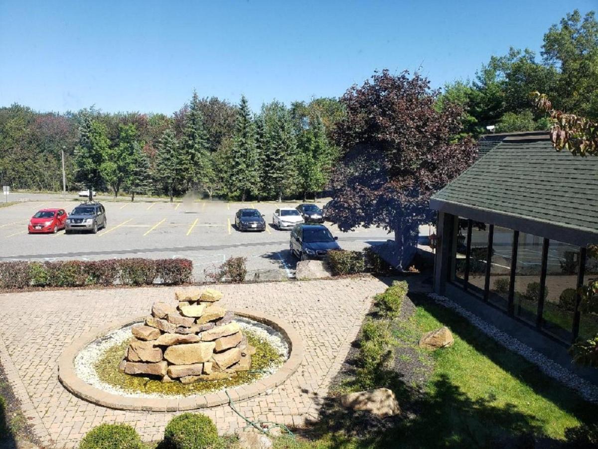 Chateau & Conference Center Hotel